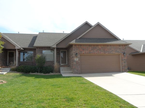 2040 N. Springbrook